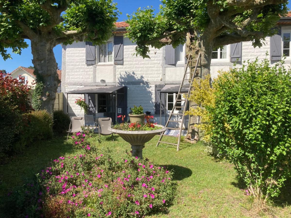 Entre Mer Et Pins Saint-Julien-en-Born Exterior photo