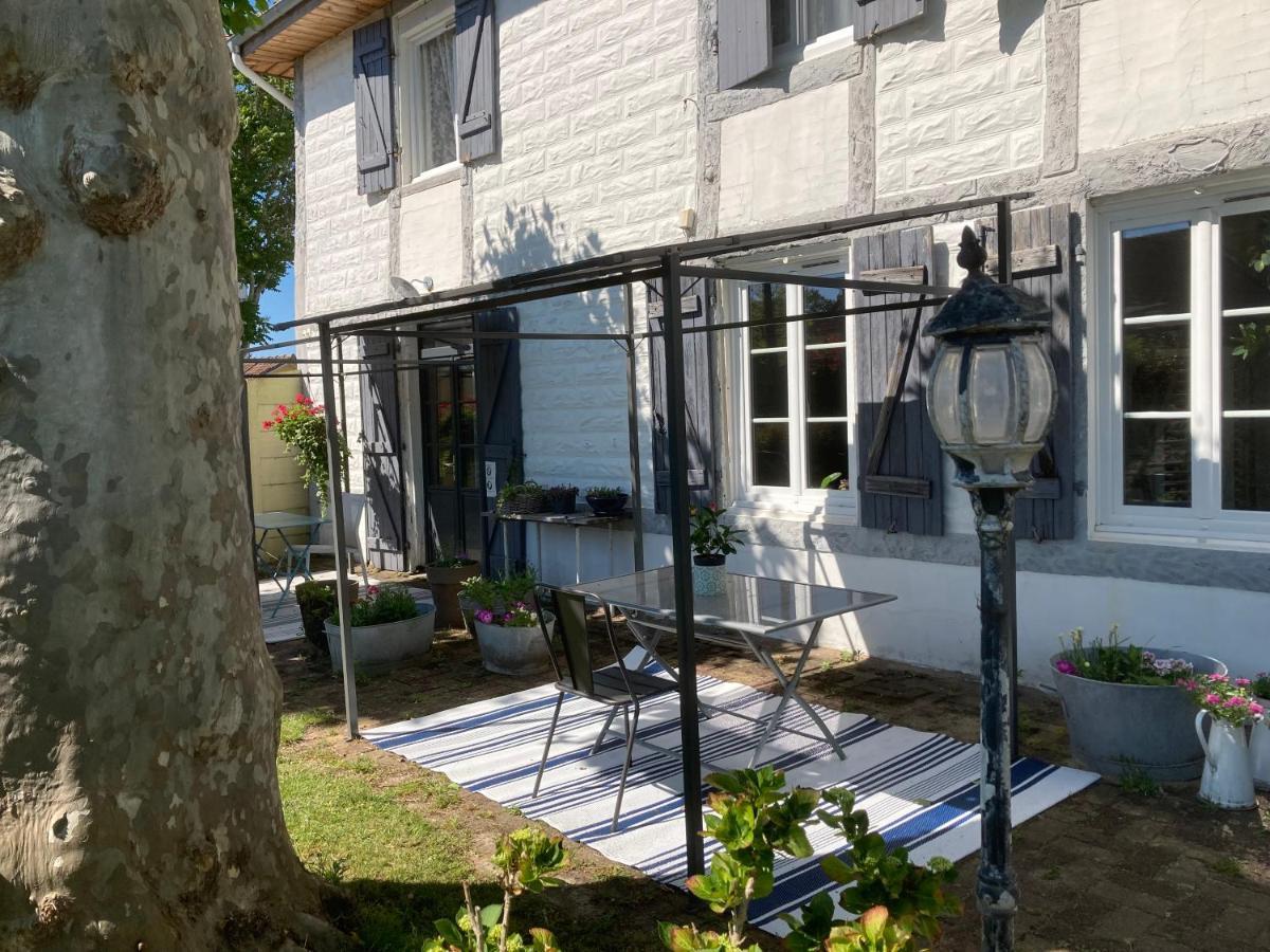 Entre Mer Et Pins Saint-Julien-en-Born Exterior photo