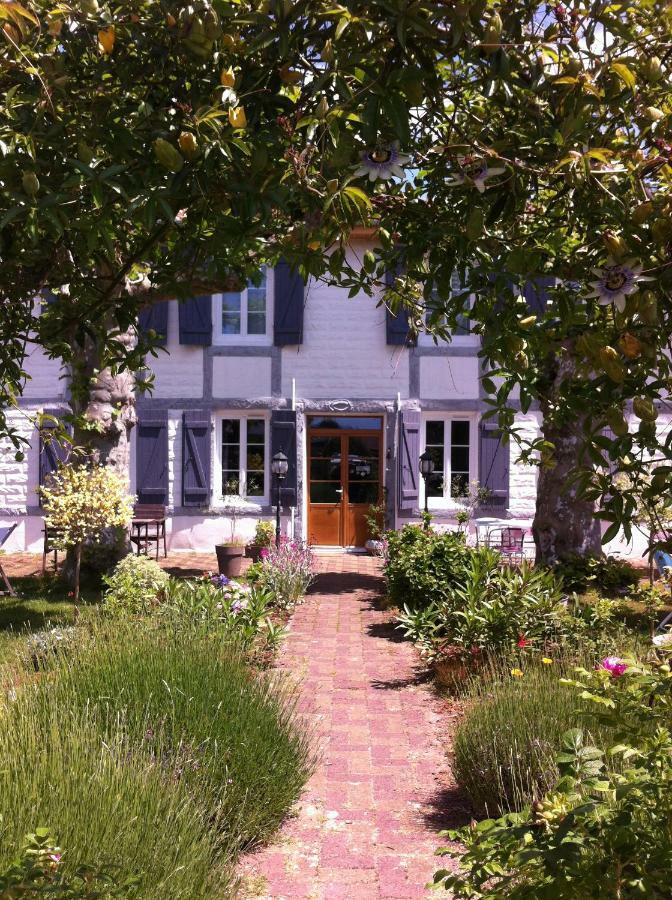 Entre Mer Et Pins Saint-Julien-en-Born Exterior photo